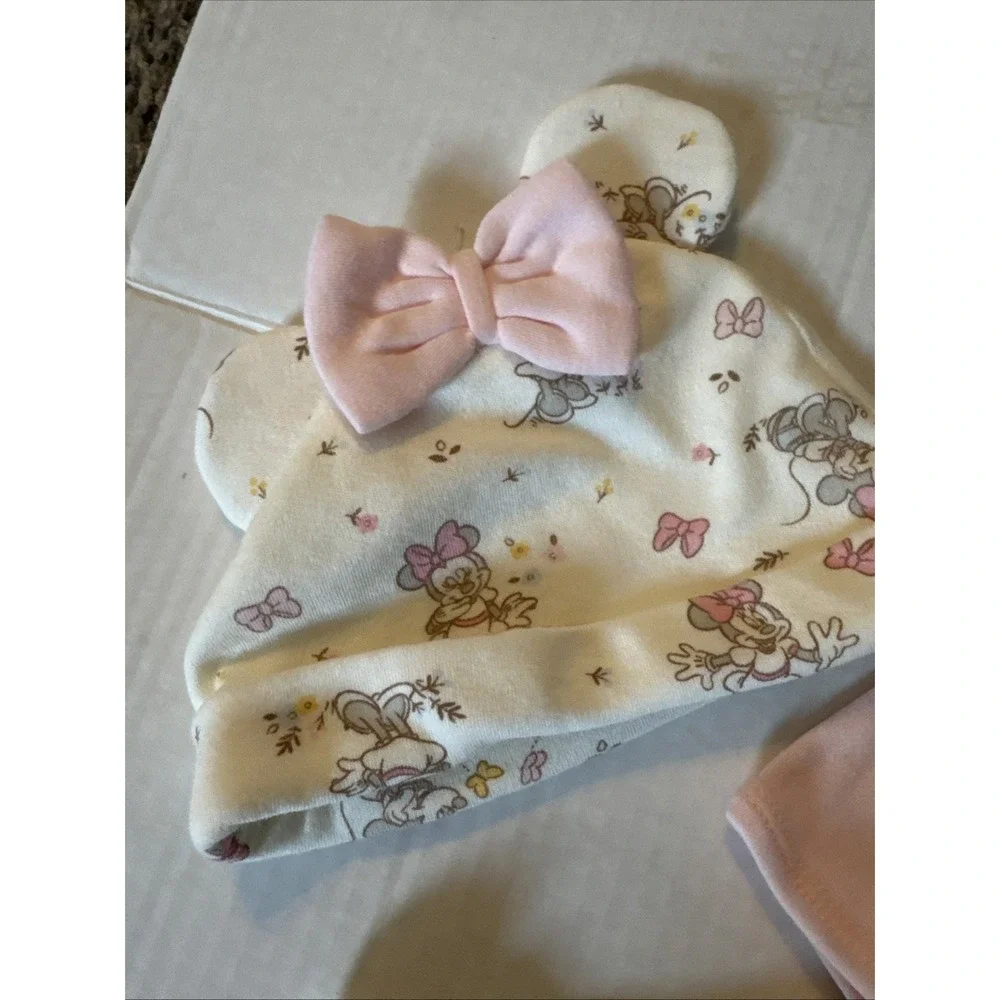 Disney Baby White and Pink Minnie  Set with Hat Girls Size 6-9 Months